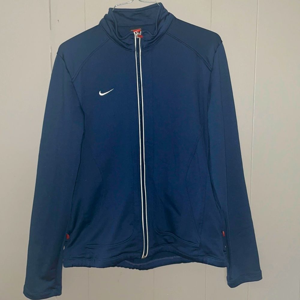 Women’s NIKE track jacket size Medium (8/10)